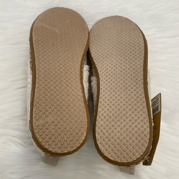 NEW in Box-TOMS Natural Plush Shearling Booties - Picture 4 of 6